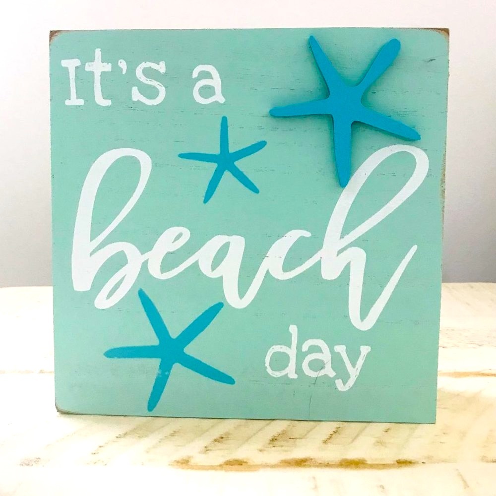 It's a Beach Day White-Washed Wooden Message Box with Starfish Detail